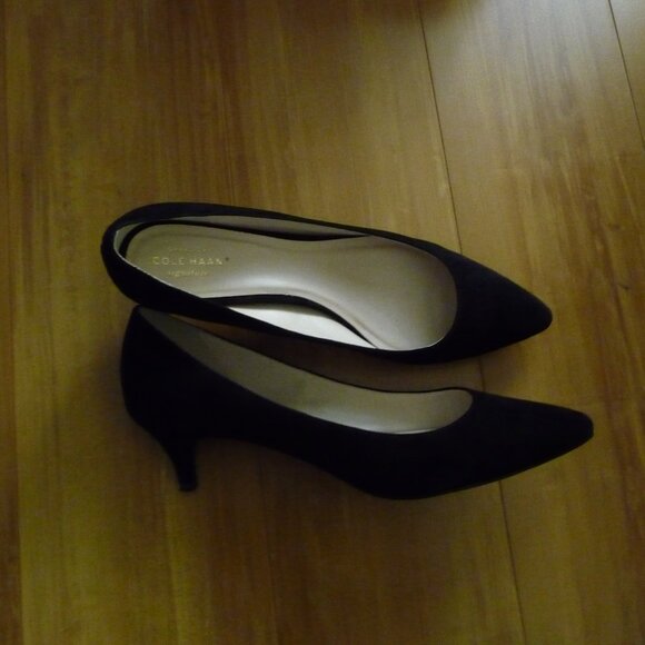 COLE HAAN GRAND.OS SIGNATURE KITTEN HEEL BLACK SUEDE PUMPS SIZE 11 - Picture 1 of 6